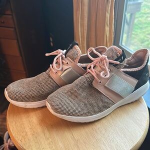 Nautica pink sneakers